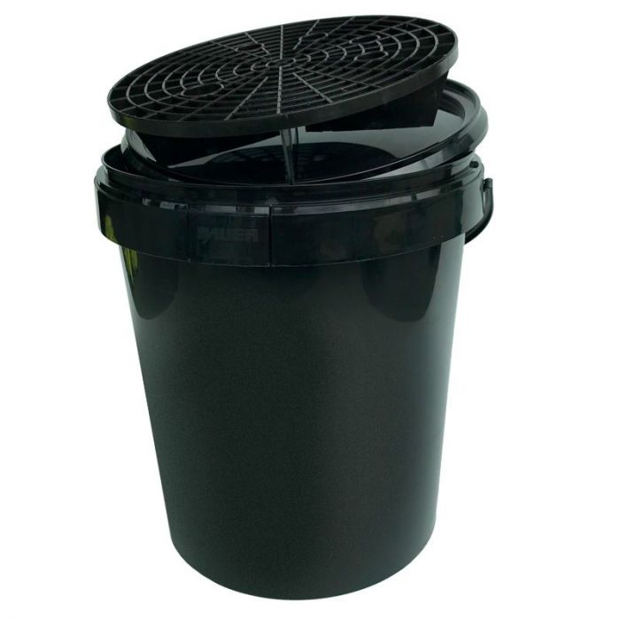 Car wash bucket 15L Black + Cover + Grit guard – Indisaurus